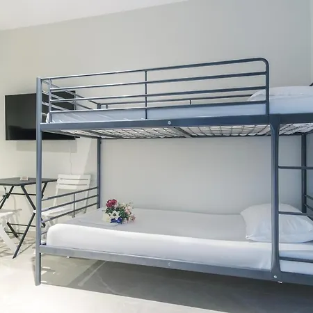 아파트호텔 Aura Luxury - Seaside Getaways 4*