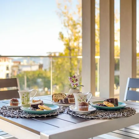 Aura Luxury - Seaside Getaways Aparthotel Olympiada