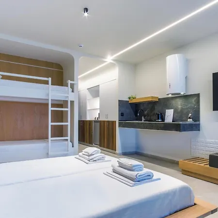 Aura Luxury - Seaside Accessible Friendly 4* أوليمبياذا