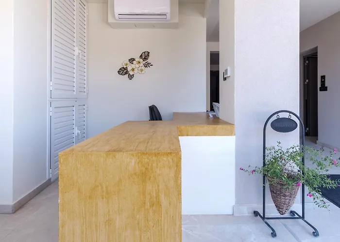 Aura Luxury - Seaside Getaways 4* 奥林匹亚达