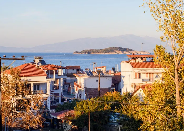 Aura Luxury - Seaside Getaways 4*