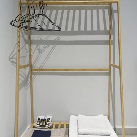 Apartahotel Aura Luxury - Seaside Getaways 4*