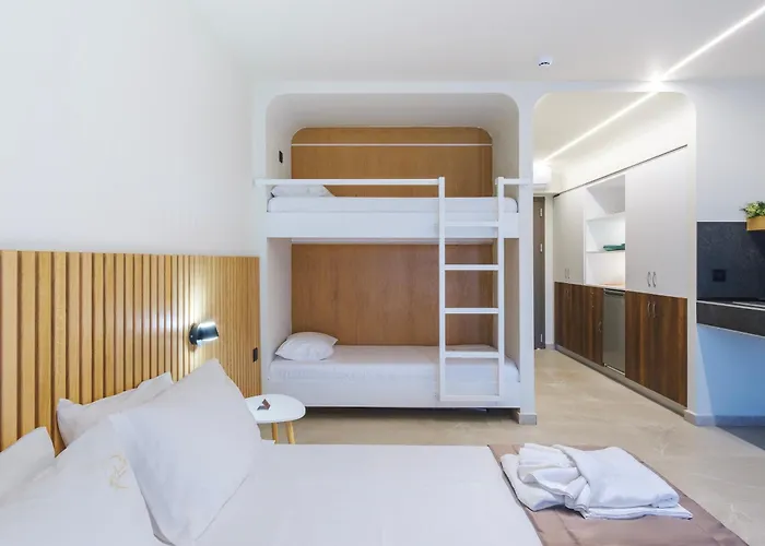 Aura Luxury - Seaside Getaways 4* Olympiada