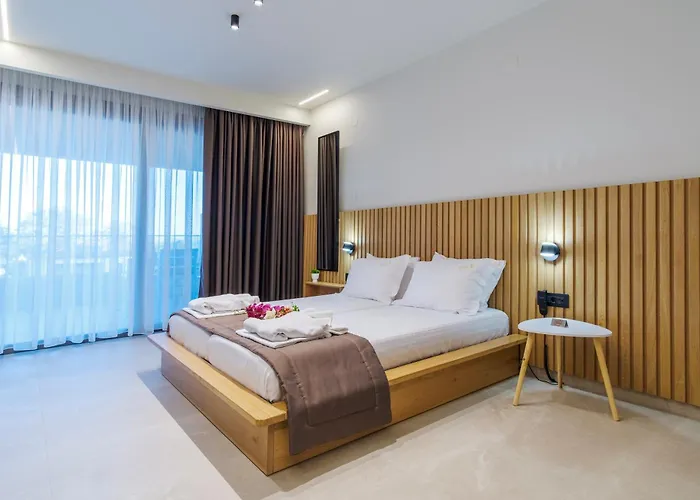 Aura Luxury - Seaside Getaways Hotel de apartamente Olympiada