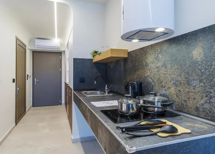 Aura Luxury - Seaside Getaways