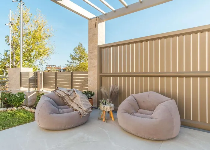 Hotel de apartamente Aura Luxury - Seaside Getaways 4*